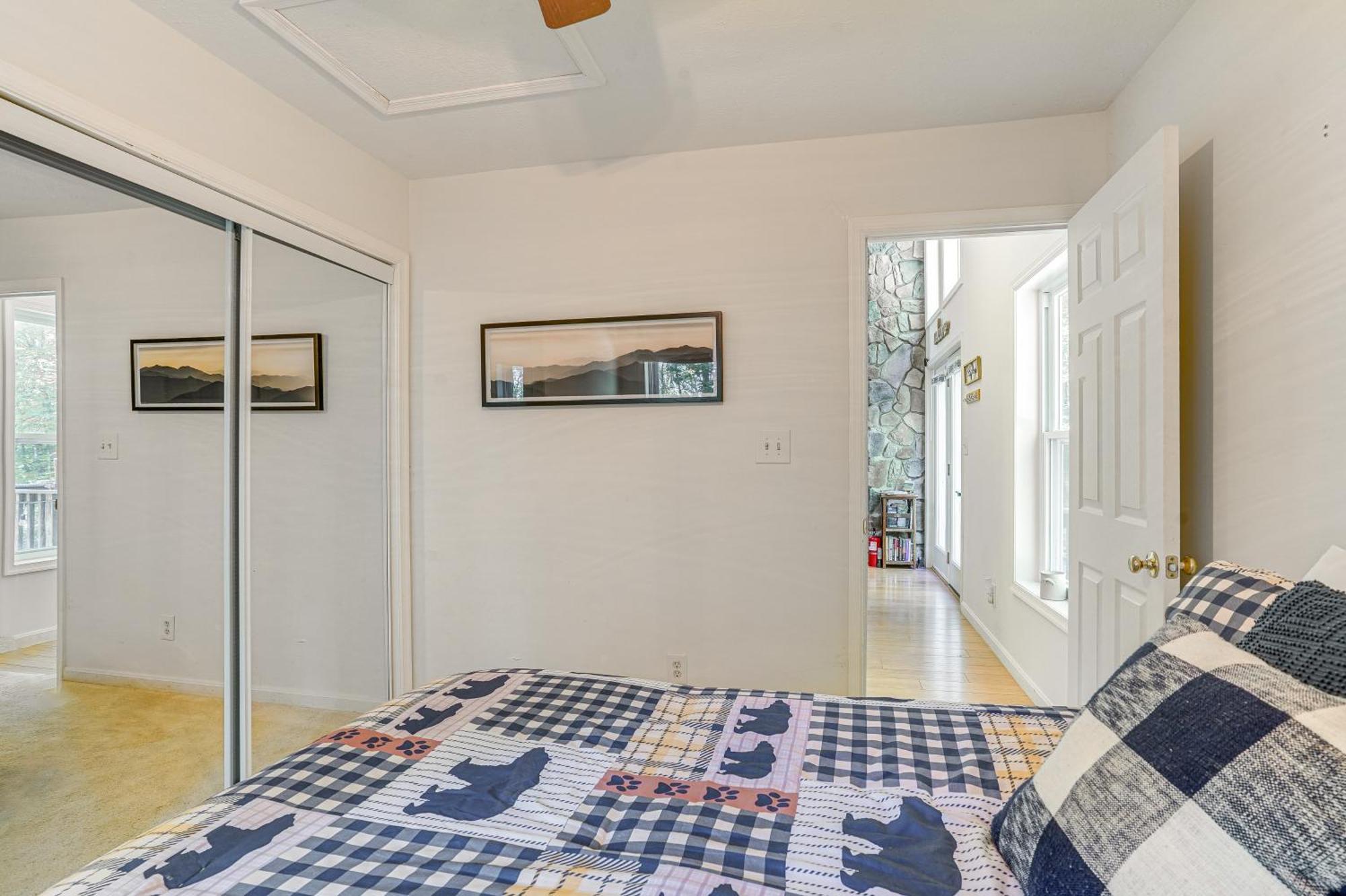 Cabin With Deck And Screened-In Porch In New Market! Exterior foto